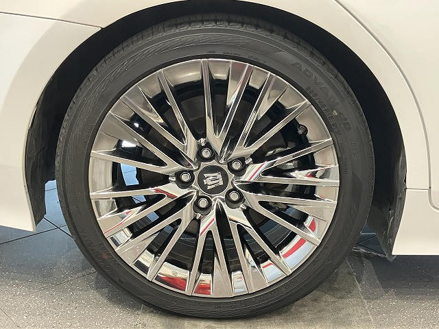 トヨタ クラウン ハイブリッド 3.5 G エグゼクティブの中古車