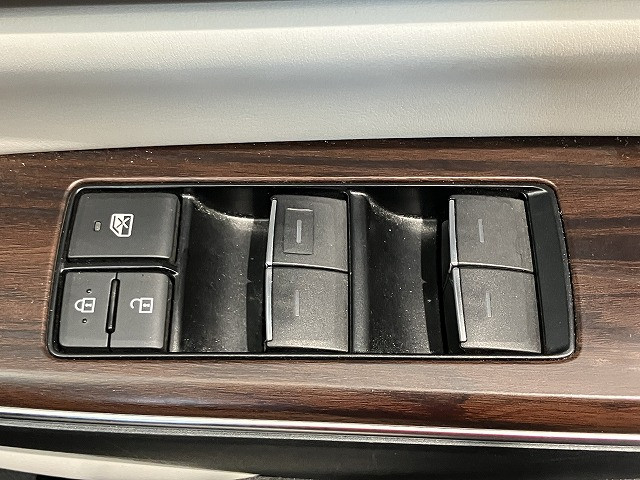 トヨタ クラウン ハイブリッド 3.5 G エグゼクティブの中古車