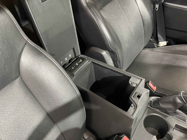 ジープ チェロキー リミテッド 4WDの中古車