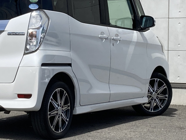 三菱 eKスペース 660 カスタム T eアシストの中古車