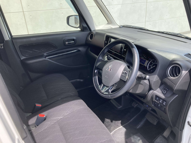 三菱 eKスペース 660 カスタム T eアシストの中古車