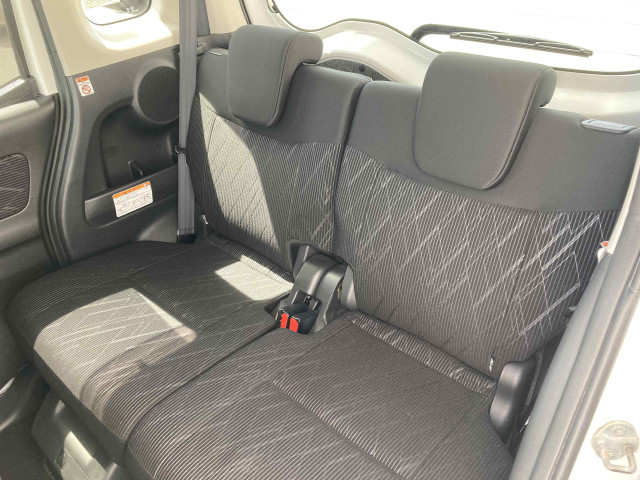 三菱 eKスペース 660 カスタム T eアシストの中古車
