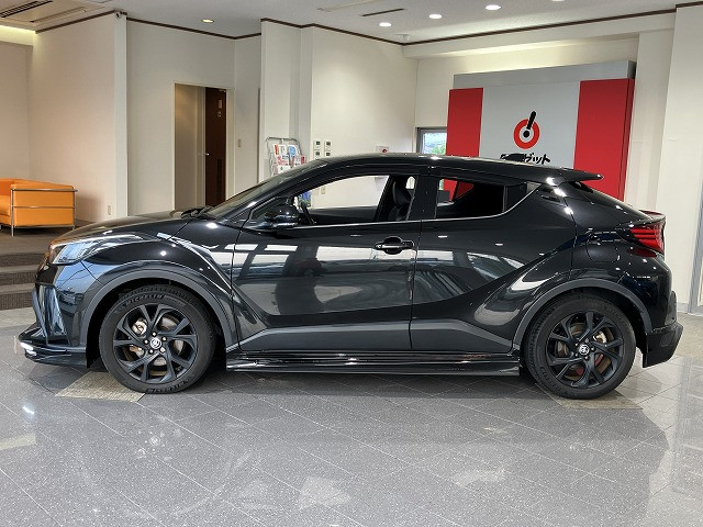 トヨタ C-HR ハイブリッド 1.8 G モード ネロ セーフティ プラスⅡの中古車