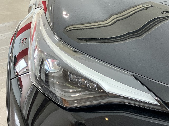トヨタ C-HR ハイブリッド 1.8 G モード ネロ セーフティ プラスⅡの中古車