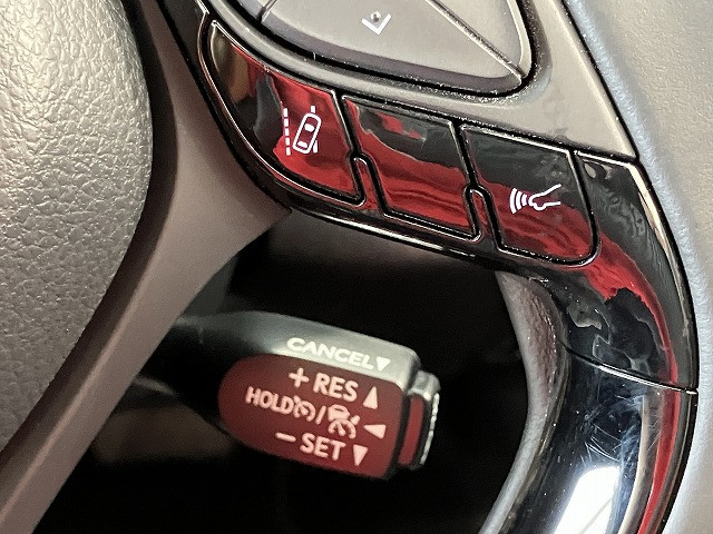 トヨタ C-HR ハイブリッド 1.8 G モード ネロ セーフティ プラスⅡの中古車