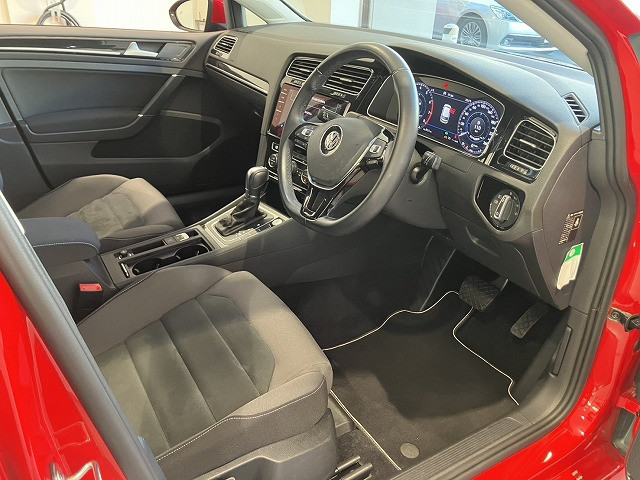 フォルクスワーゲン ゴルフ TSI ハイライン テック エディションの中古車