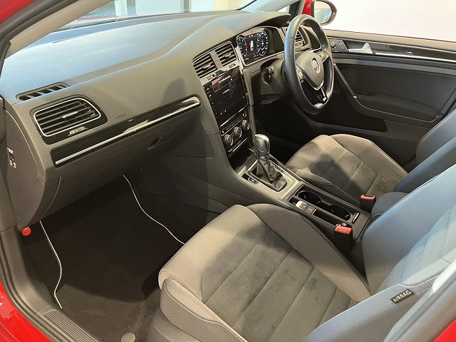 フォルクスワーゲン ゴルフ TSI ハイライン テック エディションの中古車