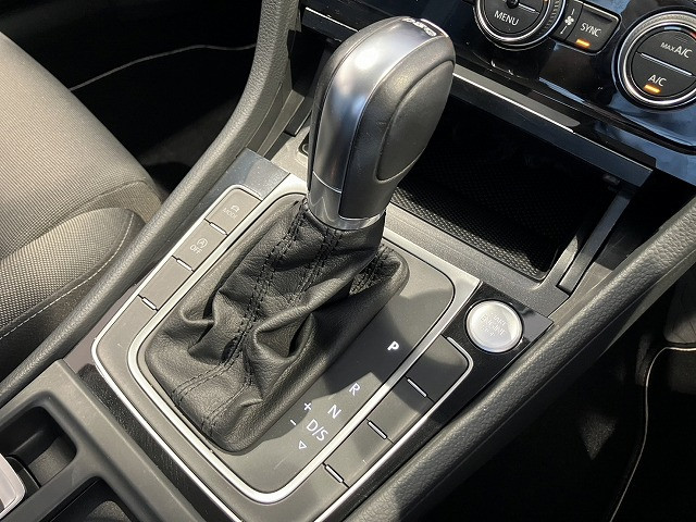 フォルクスワーゲン ゴルフ TSI ハイライン テック エディションの中古車