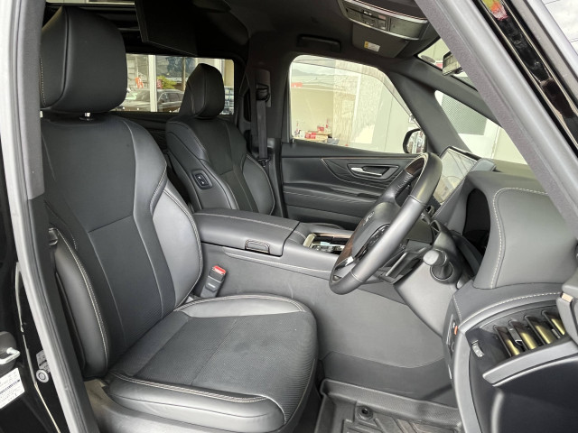 トヨタ アルファード ハイブリッド 2.5 Z E-Four 4WDの中古車