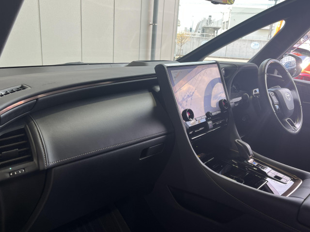 トヨタ アルファード ハイブリッド 2.5 Z E-Four 4WDの中古車