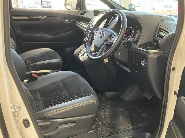 トヨタ アルファード 2.5 S タイプゴールドⅡの中古車