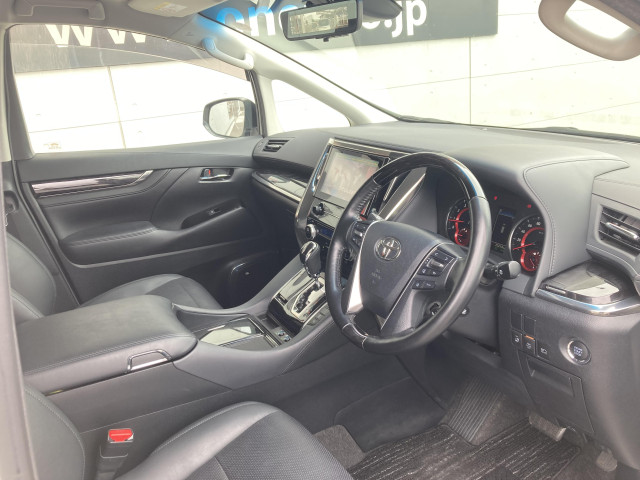 トヨタ アルファード 2.5 S Cパッケージの中古車
