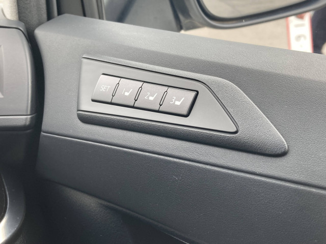 トヨタ アルファード 2.5 S Cパッケージの中古車