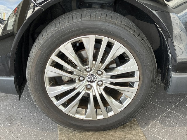 トヨタ ハリアー 2.0 Z レザーパッケージ 4WDの中古車