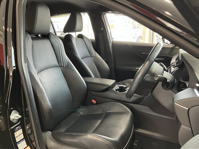 トヨタ ハリアー 2.0 Z レザーパッケージ 4WDの中古車