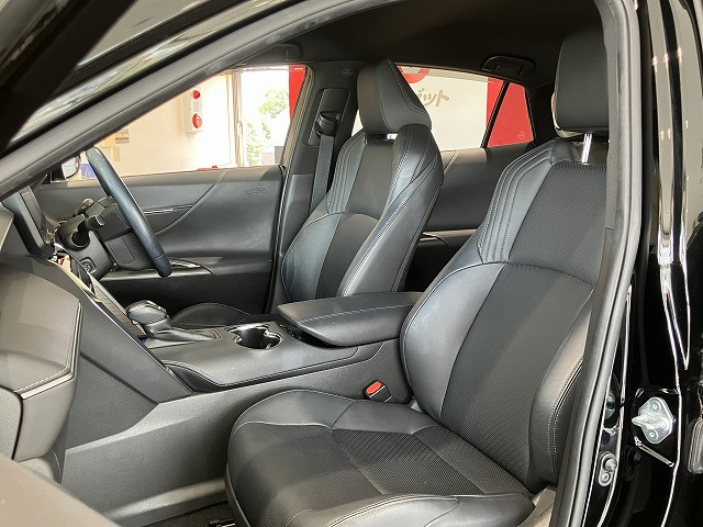 トヨタ ハリアー 2.0 Z レザーパッケージ 4WDの中古車