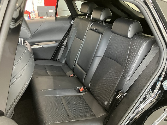 トヨタ ハリアー 2.0 Z レザーパッケージ 4WDの中古車