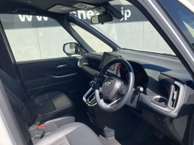 トヨタ ノア 2.0 S-Zの中古車