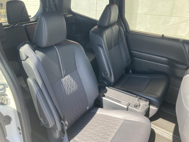 トヨタ ノア 2.0 S-Zの中古車
