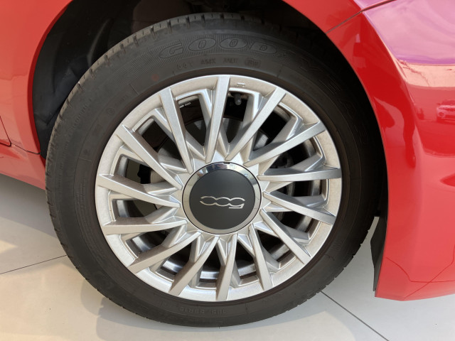 フィアット 500 ツインエア ラウンジの中古車