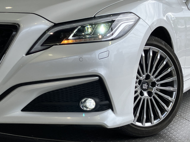 トヨタ クラウンハイブリッド ハイブリッド 2.5 Gの中古車