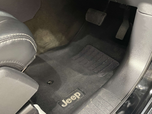 ジープ コンパス ノース 4WDの中古車