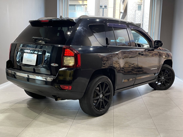ジープ コンパス ノース 4WDの中古車
