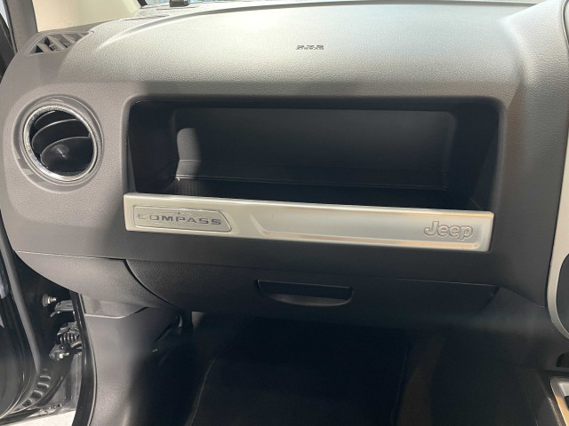 ジープ コンパス ノース 4WDの中古車