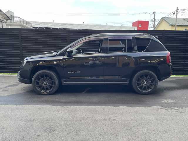 ジープ コンパス ノース 4WDの中古車