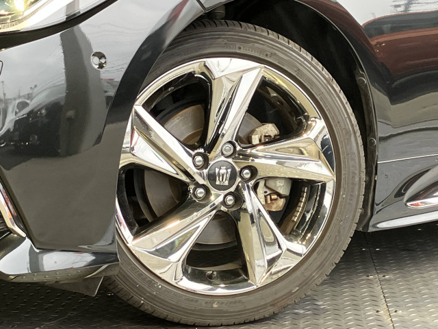 トヨタ クラウン ハイブリッド 2.5 RS アドバンスの中古車