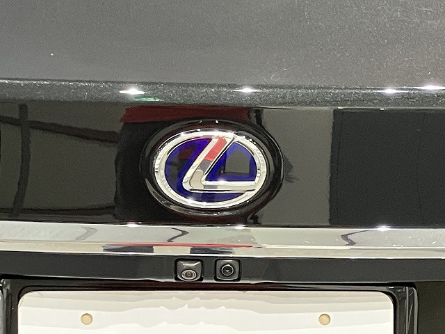 レクサス ES 300h バージョンLの中古車