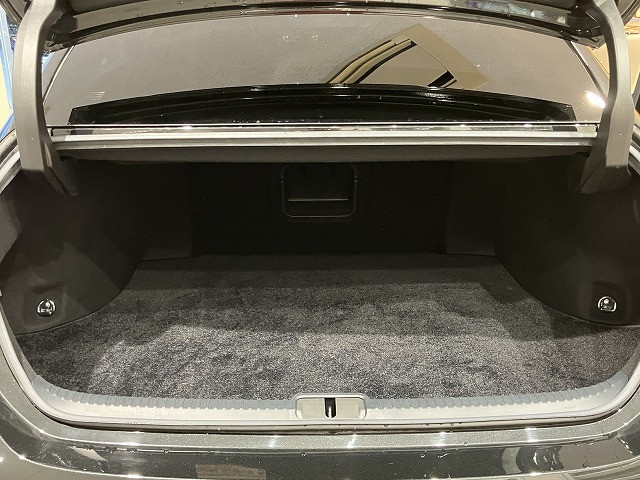 レクサス ES 300h バージョンLの中古車