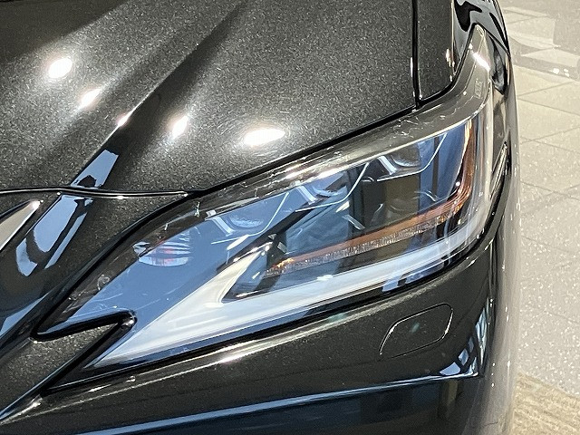 レクサス ES 300h バージョンLの中古車