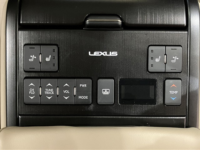 レクサス ES 300h バージョンLの中古車