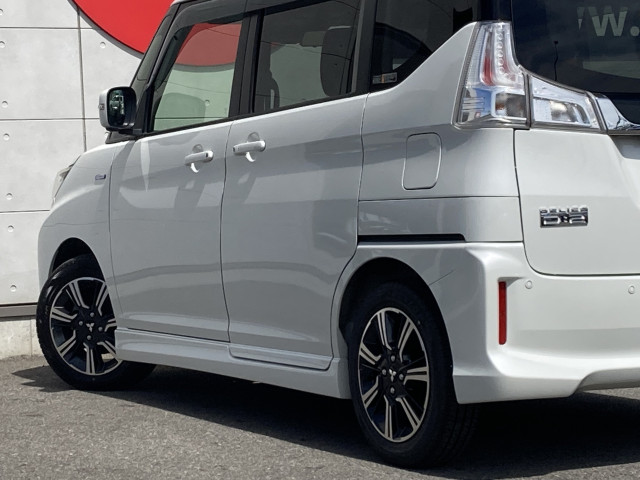 三菱 デリカD:2 1.2 カスタム ハイブリッド MV 全方位カメラパッケージの中古車