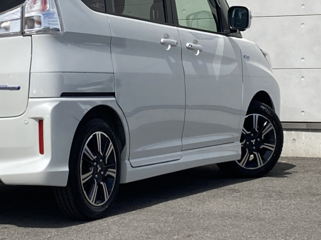 三菱 デリカD:2 1.2 カスタム ハイブリッド MV 全方位カメラパッケージの中古車