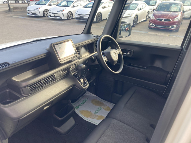 ホンダ N-BOX カスタム 660の中古車