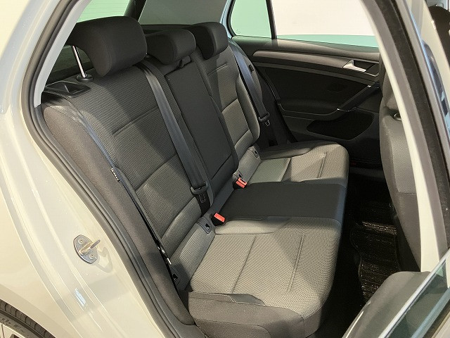 フォルクスワーゲン ゴルフ TSI コンフォートライン マイスターの中古車