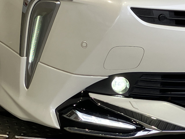 トヨタ プリウス 1.8 S ツーリングセレクションの中古車