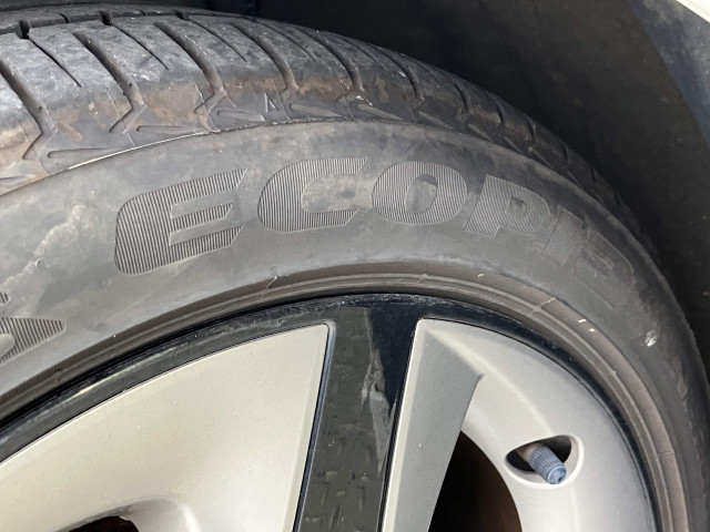 トヨタ プリウス 1.8 S ツーリングセレクションの中古車