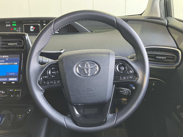 トヨタ プリウス 1.8 S ツーリングセレクションの中古車