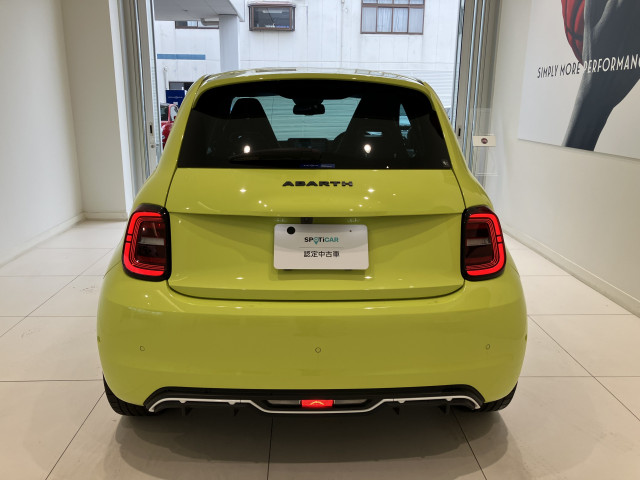 アバルト 500E ツーリズモの中古車