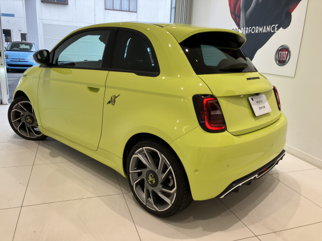 アバルト 500E ツーリズモの中古車