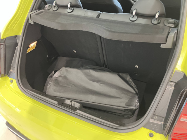 アバルト 500E ツーリズモの中古車