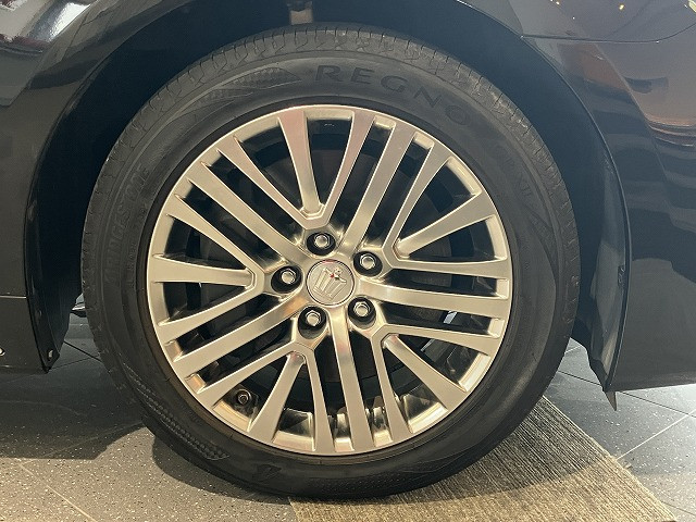トヨタ クラウンマジェスタ 3.5 Fバージョンの中古車
