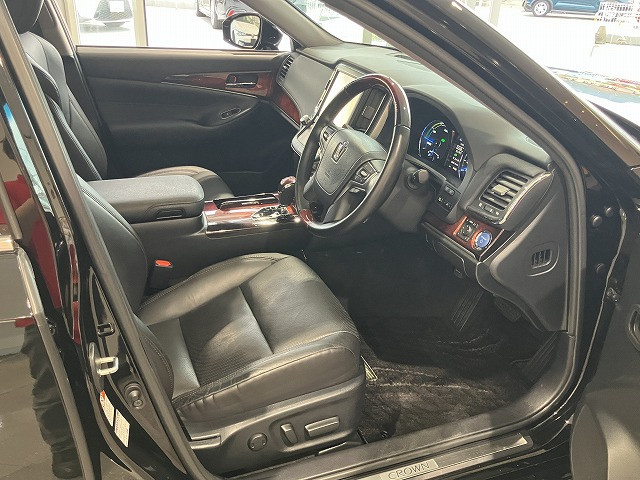 トヨタ クラウンマジェスタ 3.5 Fバージョンの中古車