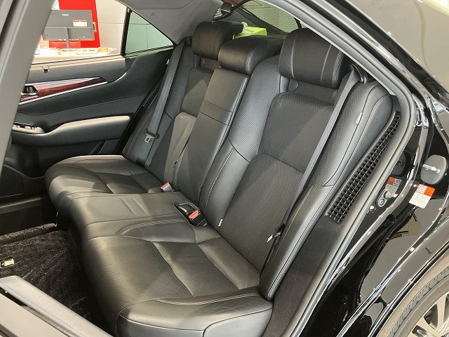 トヨタ クラウンマジェスタ 3.5 Fバージョンの中古車