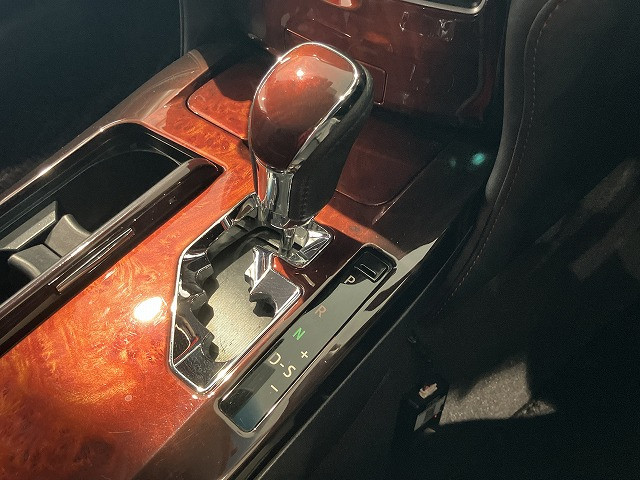 トヨタ クラウンマジェスタ 3.5 Fバージョンの中古車