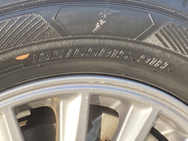 トヨタ エスクァイアハイブリッド 1.8 ハイブリッド Gi ブラックテーラードの中古車