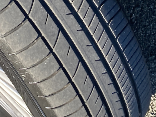 トヨタ エスクァイアハイブリッド 1.8 ハイブリッド Gi ブラックテーラードの中古車